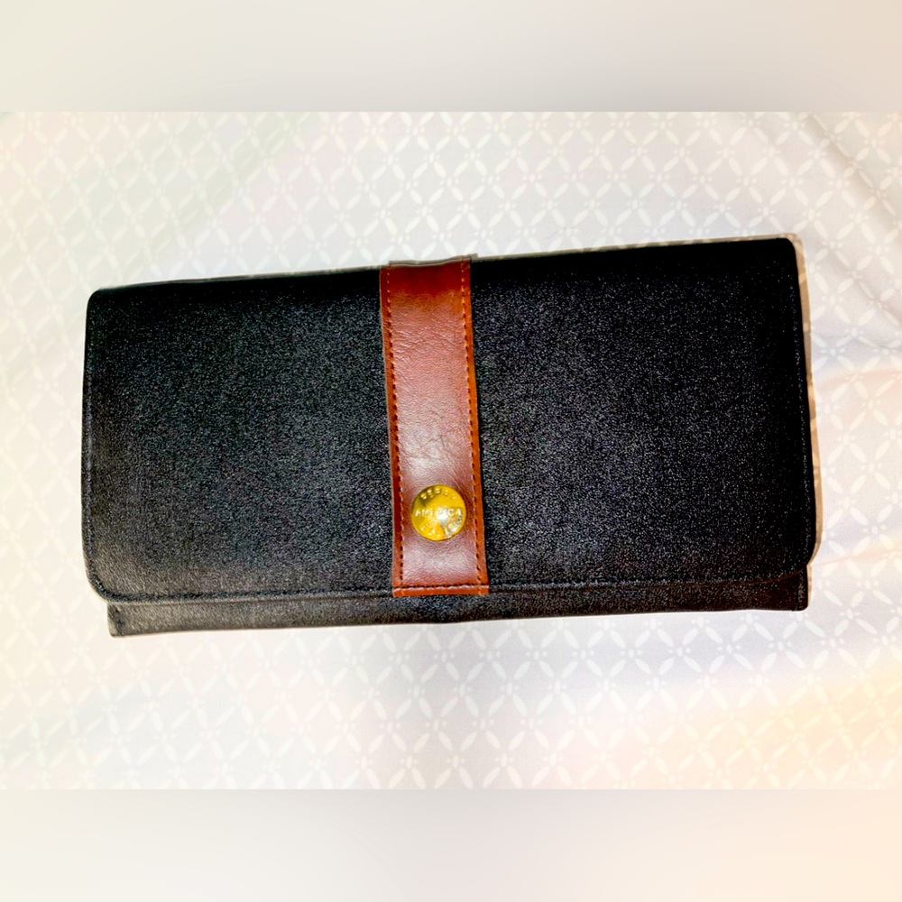 Perry Ellis America Wallet (new)